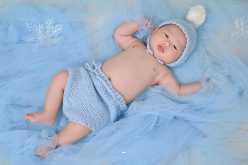 神木宝宝吐奶黄色